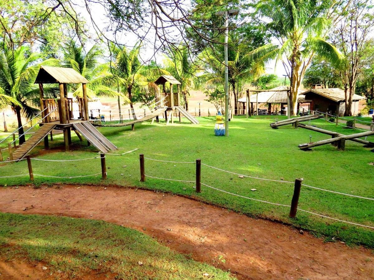 Pontal Do Lago Apartamentos Para Temporada กัลดัสโนวัส ภายนอก รูปภาพ
